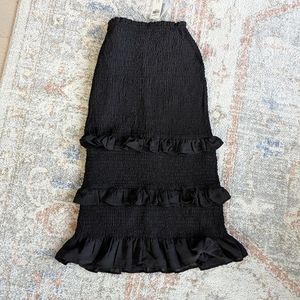 NWT Abercrombie Black three tier rucched skirt